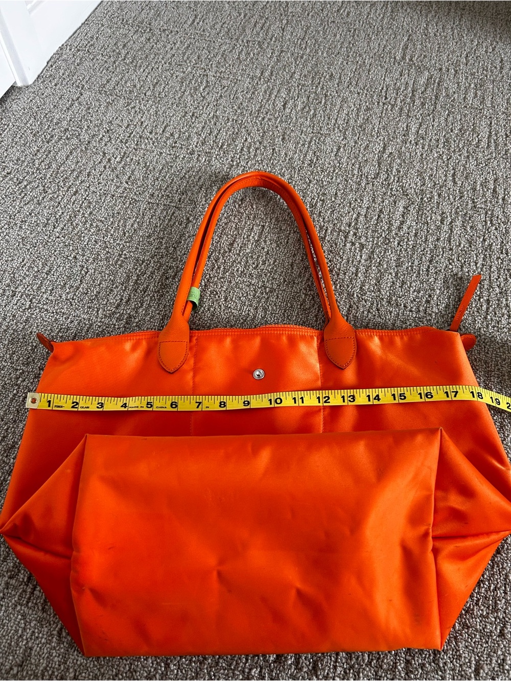 Longchamp Orange Women's Tote Bag - Classic Everyday Carry - Picture 12 of 16